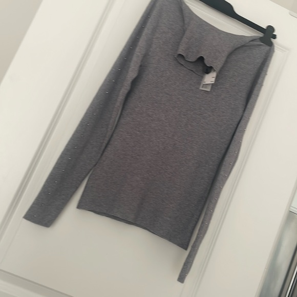 Beautiful top. New - Picture 1 of 7